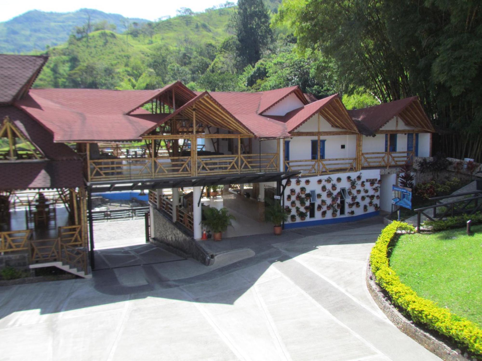 Hotel Aguatur Cocorna Εξωτερικό φωτογραφία